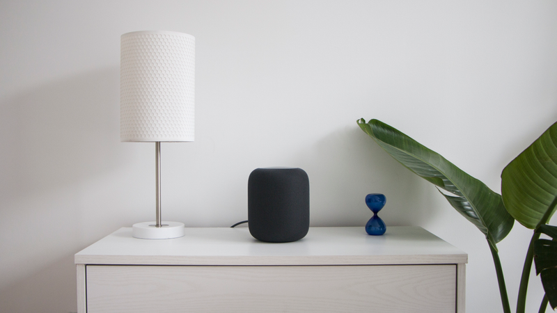 Illustration for article titled HomePod Is the Ultimate Apple Product—in a Bad Way